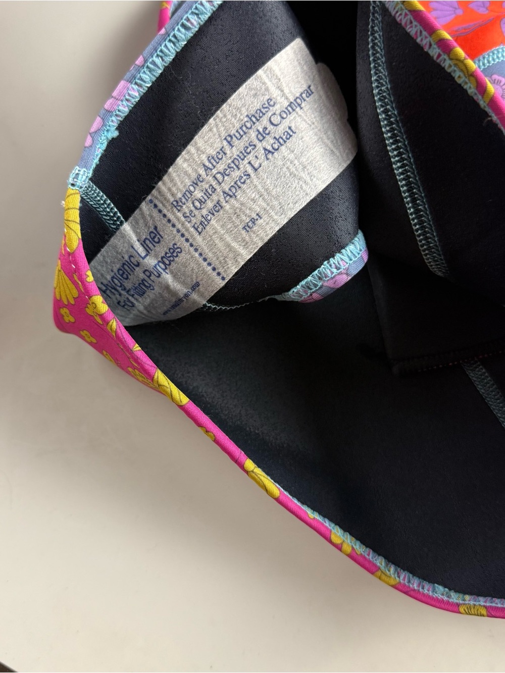 Cynthia Rowley Patchwork Floral Wetsuit Surf Suit Womens Large SPF 50 NEW - Picture 7 of 14